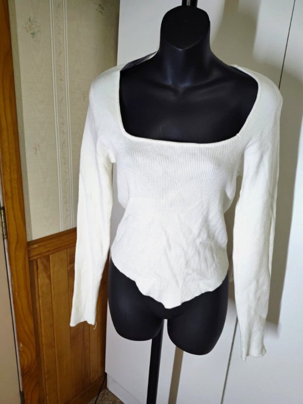 Forever 21 Plus Women’s Cream White Rib-Knit Square Neck Pullover Sweater 1X